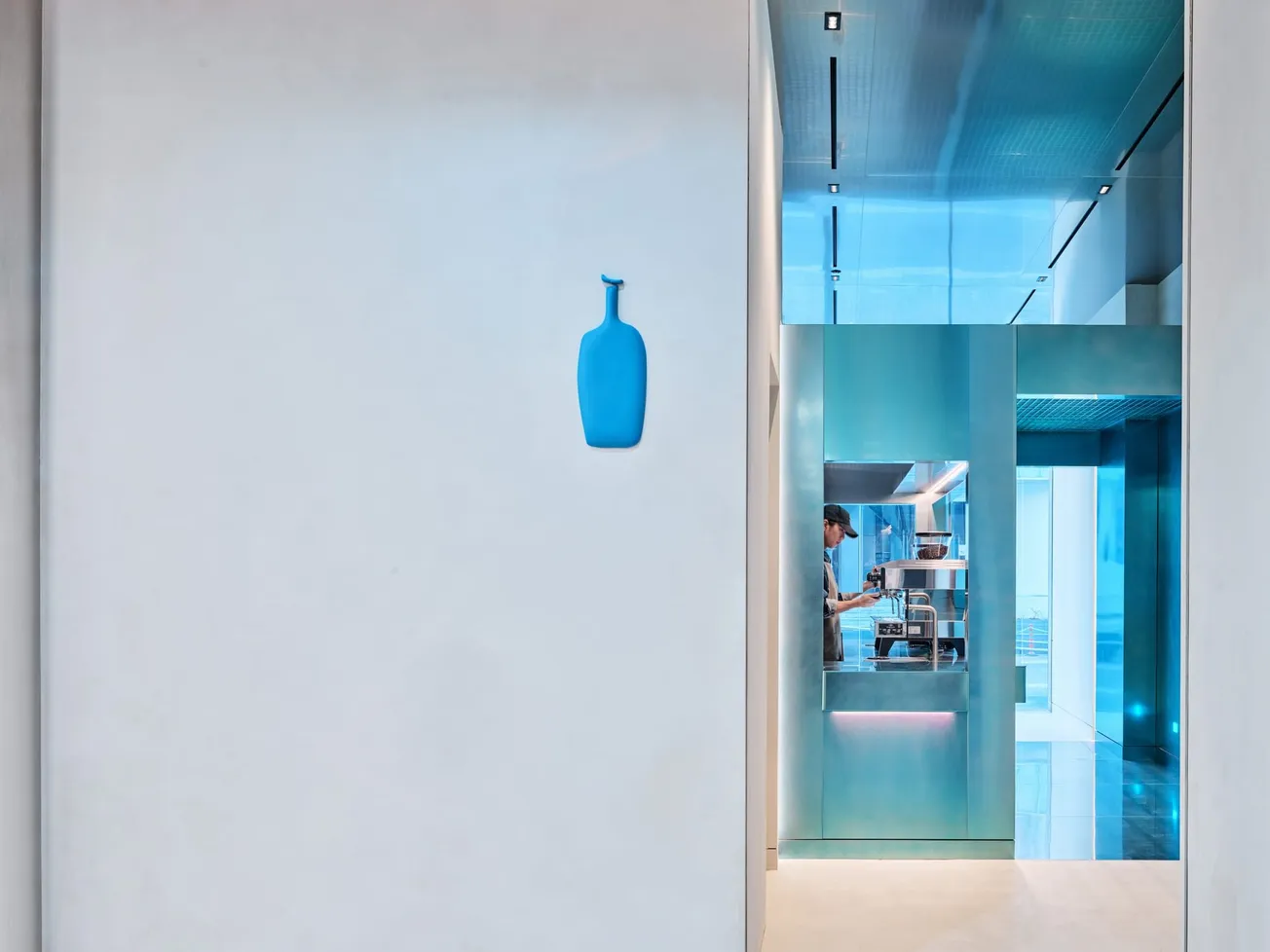 Coffee 24/7: Luckin Coffee and Centurium Capital buy Blue Bottle for $400m