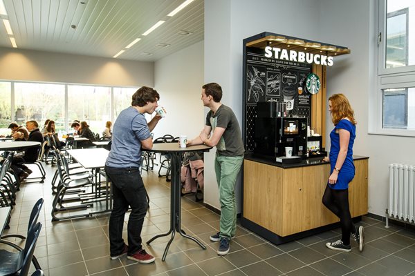 Le partnership per il caffè self-service migliorano il primo trimestre di Selecta