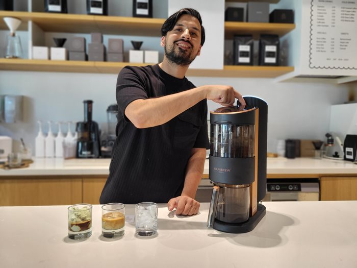 Become a smooth cold brew operator with FREDDA