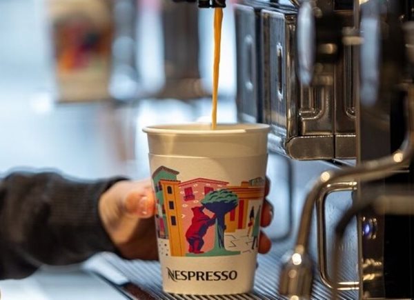 Nespresso lanza en España el nuevo concepto ‘Nespresso To Go’